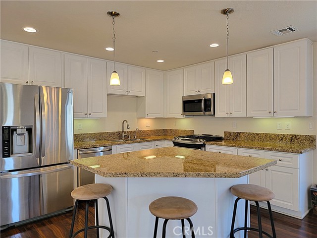 393 Wadsworth Avenue, Pismo Beach CA: https://media.crmls.org/medias/ee9a96c1-71ae-4dc5-813f-f58084efb297.jpg