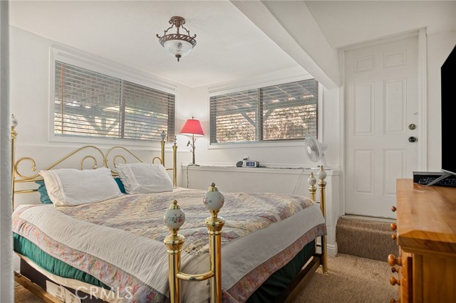 Detail Gallery Image 13 of 25 For 25857 Sunset Loop, Twin Peaks,  CA 92391 - 2 Beds | 1/1 Baths