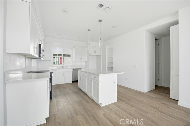 Detail Gallery Image 2 of 36 For 2533 Academy St, El Monte,  CA 91733 - 4 Beds | 3/1 Baths