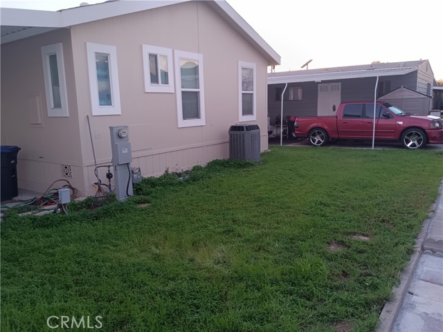 Detail Gallery Image 3 of 17 For 3050 W Ball #75,  Anaheim,  CA 92804 - 2 Beds | 2 Baths