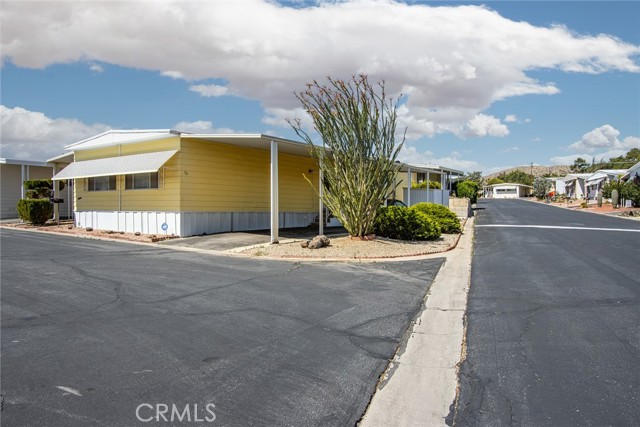 Detail Gallery Image 5 of 39 For 54999 Martinez Trl #76,  Yucca Valley,  CA 92284 - 2 Beds | 2 Baths