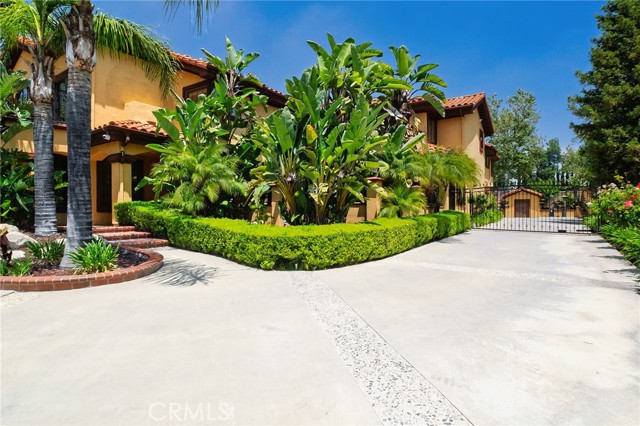 948 Peninsula Avenue, Claremont CA: https://media.crmls.org/medias/ee9e303e-7b0b-417d-bf12-c01211e24a90.jpg