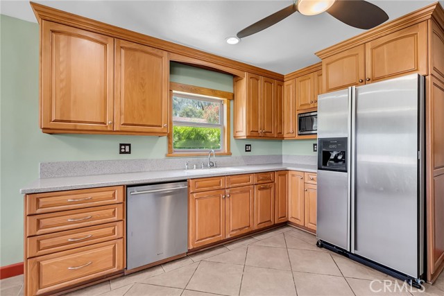 2886 Mcallister Street, Riverside CA: https://media.crmls.org/medias/ee9f444a-8f03-40b5-93bd-a01912b02ed7.jpg