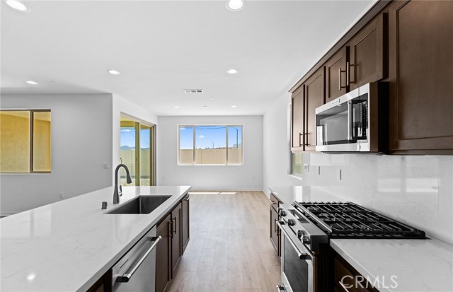 Detail Gallery Image 14 of 30 For 25183 Forest Hills Dr, Menifee,  CA 92585 - 2 Beds | 2 Baths