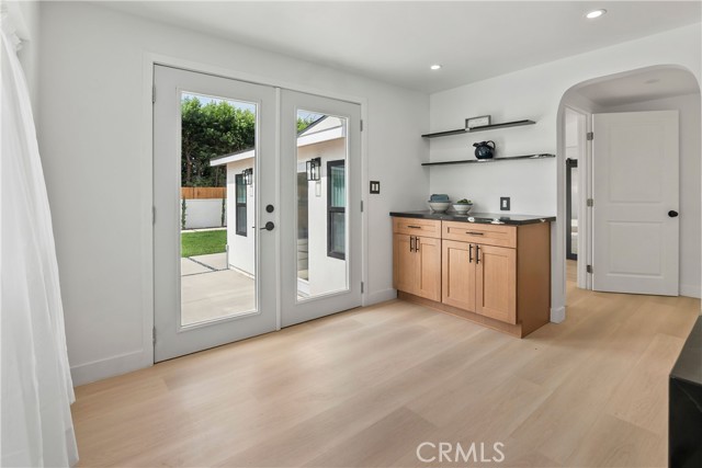 Detail Gallery Image 11 of 29 For 9044 Bigby, Downey,  CA 90241 - 4 Beds | 3 Baths