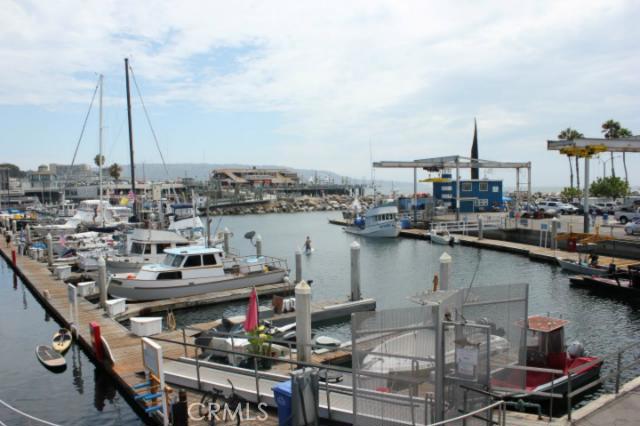 140 The Village, Redondo Beach, California 90277, 1 Bedroom Bedrooms, ,1 BathroomBathrooms,Residential,Sold,The Village,SB14184276