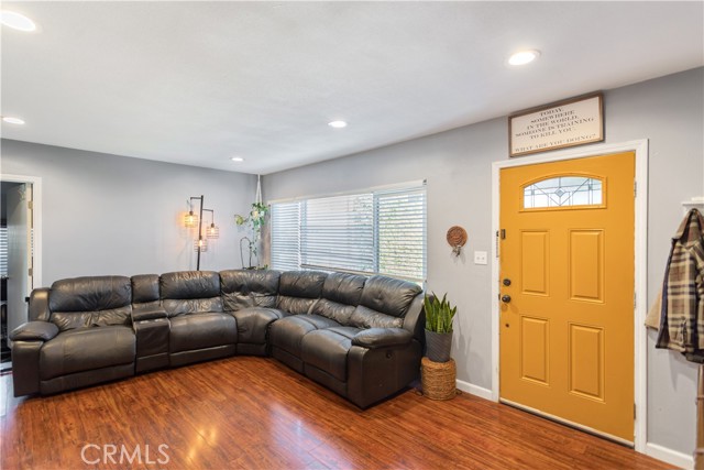 Detail Gallery Image 5 of 18 For 4417 Park, Baldwin Park,  CA 91706 - 2 Beds | 1 Baths