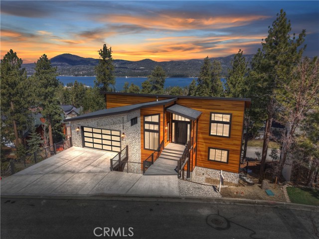 40564 Ironwood Road, Big Bear Lake CA: https://media.crmls.org/medias/eea599a8-8ec2-43e8-b39a-aa6bcdab5af9.jpg