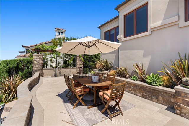 4 Le Conte, Laguna Niguel CA: https://media.crmls.org/medias/eea5e39d-2b71-4c6f-9316-c7155676e0a1.jpg