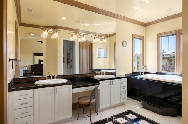 Detail Gallery Image 35 of 70 For 123 El Levante, San Clemente,  CA 92672 - 4 Beds | 3/1 Baths