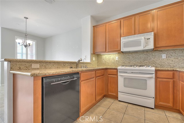Detail Gallery Image 15 of 44 For 1080 Athens Way, Upland,  CA 91786 - 3 Beds | 2/1 Baths