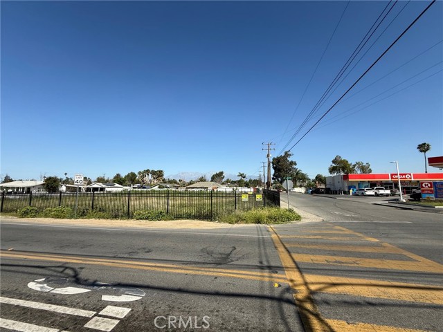 Detail Gallery Image 3 of 15 For 10621 Jurupa Rd, Jurupa Valley,  CA 91752 - – Beds | – Baths