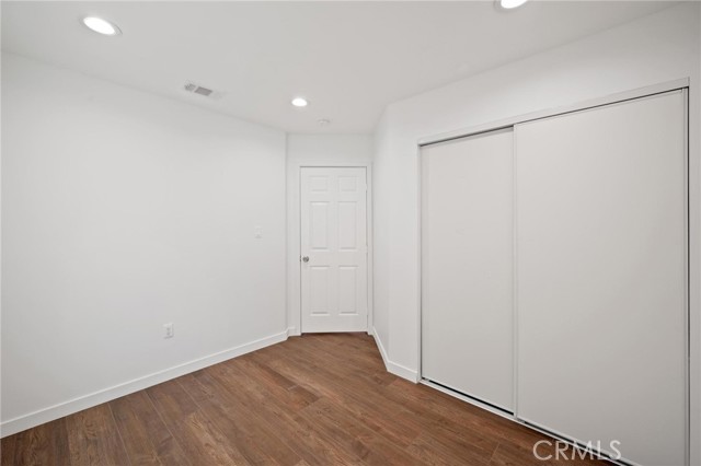 Detail Gallery Image 13 of 42 For 7445 Balcom Ave, Reseda,  CA 91335 - 4 Beds | 2 Baths