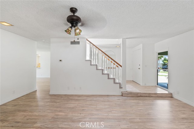 Detail Gallery Image 9 of 70 For 13243 Aclare St, Cerritos,  CA 90703 - 4 Beds | 4 Baths