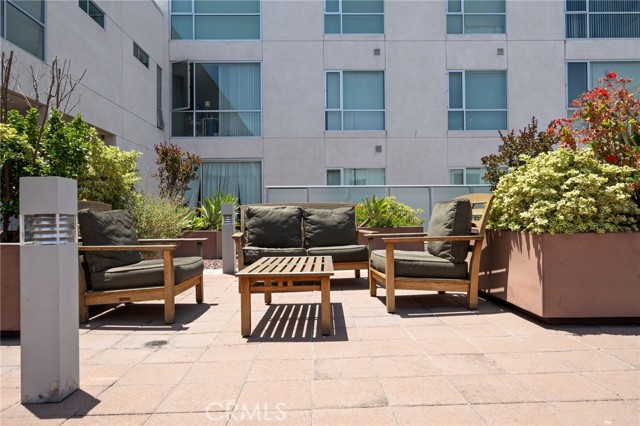 285 W. 6th Street, Unit #527, San Pedro CA: https://media.crmls.org/medias/eea6f8fe-8ddb-4b28-8bd1-975d7562f101.jpg