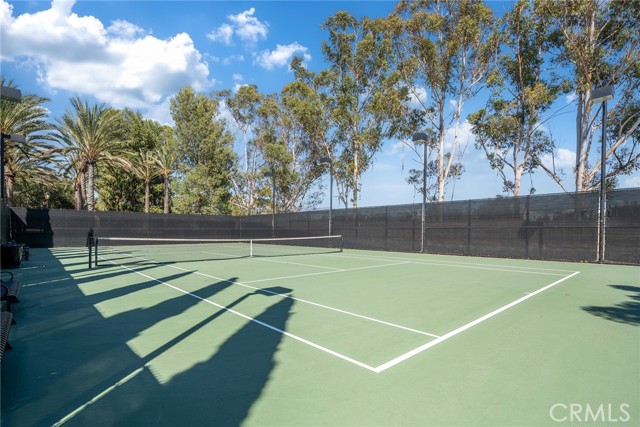 63 Splendor, Irvine CA: https://media.crmls.org/medias/eea7e227-5c93-432d-87d7-e3a9bdfc9d0c.jpg