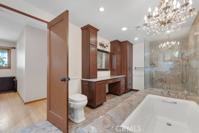 10335 Sylvia Avenue, Porter Ranch CA: https://media.crmls.org/medias/eea879bc-33c1-44ce-ba49-b4a4ea4bcb8f.jpg