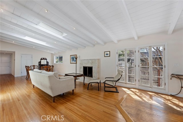 Detail Gallery Image 10 of 59 For 642 14th, Manhattan Beach,  CA 90266 - 4 Beds | 4 Baths