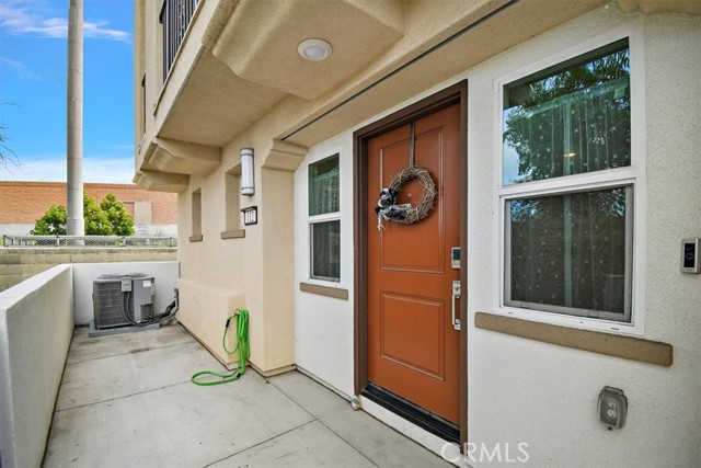 2750 182nd Street, Torrance CA: https://media.crmls.org/medias/eea8f987-00d7-455e-9312-584a9ecbfc04.jpg