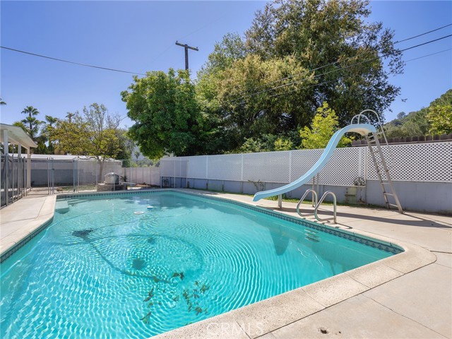 Detail Gallery Image 31 of 48 For 9545 Creemore, Tujunga,  CA 91042 - 3 Beds | 2 Baths