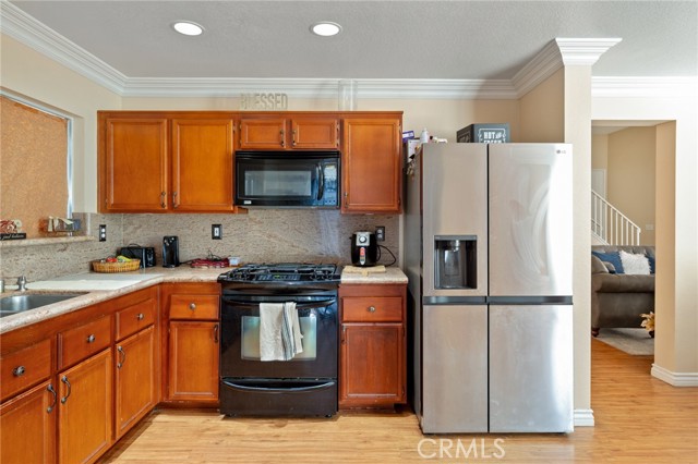 Detail Gallery Image 14 of 29 For 11432 Sheffield Rd, Fontana,  CA 92337 - 3 Beds | 2/1 Baths