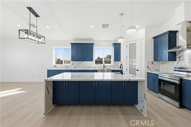 Detail Gallery Image 5 of 30 For 9827 E Avenue S2, Littlerock,  CA 93543 - 4 Beds | 3 Baths