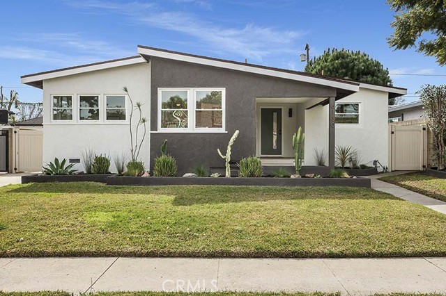 Detail Gallery Image 1 of 1 For 6130 E Huntdale St, Long Beach,  CA 90808 - 3 Beds | 2 Baths