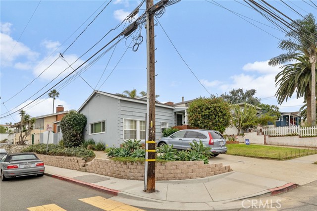 618 Prospect Avenue, Hermosa Beach, California 90254, 4 Bedrooms Bedrooms, ,3 BathroomsBathrooms,Residential,Sold,Prospect,SB22248710