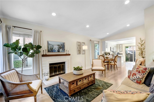Detail Gallery Image 1 of 17 For 9770 El Paseo Dr, Rancho Cucamonga,  CA 91730 - 2 Beds | 1/1 Baths