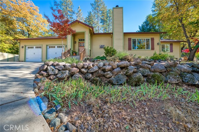 14274 Regina Way, Cobb CA: https://media.crmls.org/medias/eead0b19-201f-4fb4-bd0c-dde8a3e63e9d.jpg