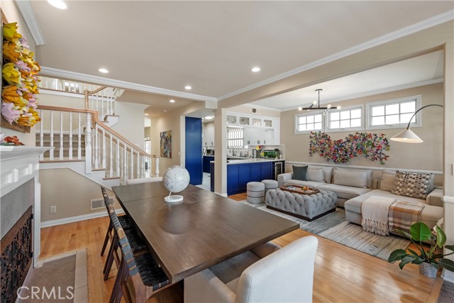 Detail Gallery Image 7 of 33 For 336 10th St, Manhattan Beach,  CA 90266 - 5 Beds | 4 Baths