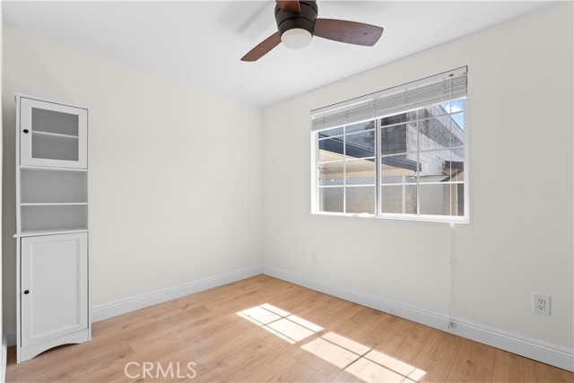 Detail Gallery Image 10 of 36 For 6812 Quinton Ln, Tujunga,  CA 91042 - 1 Beds | 2 Baths