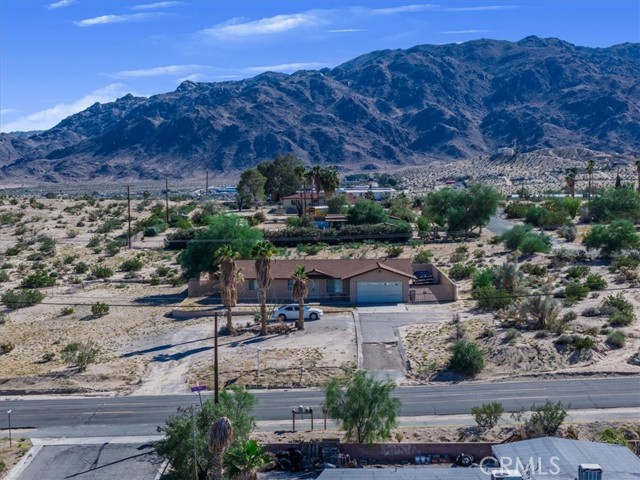 73255 Two Mile Road, 29 Palms CA: https://media.crmls.org/medias/eeaec214-5ca8-448b-9795-61988c78c9d3.jpg