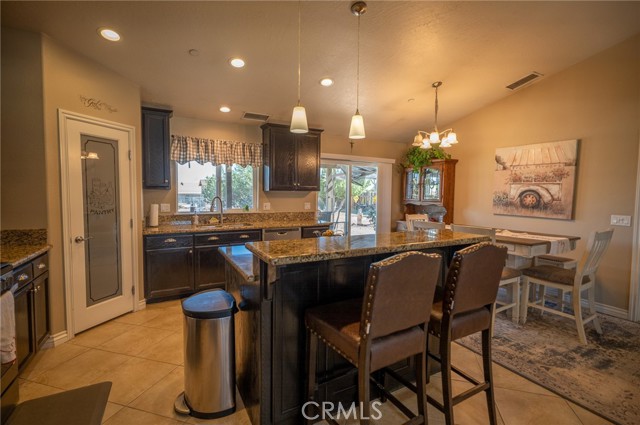 Detail Gallery Image 7 of 24 For 7653 Montrose, Hesperia,  CA 92345 - 3 Beds | 2 Baths