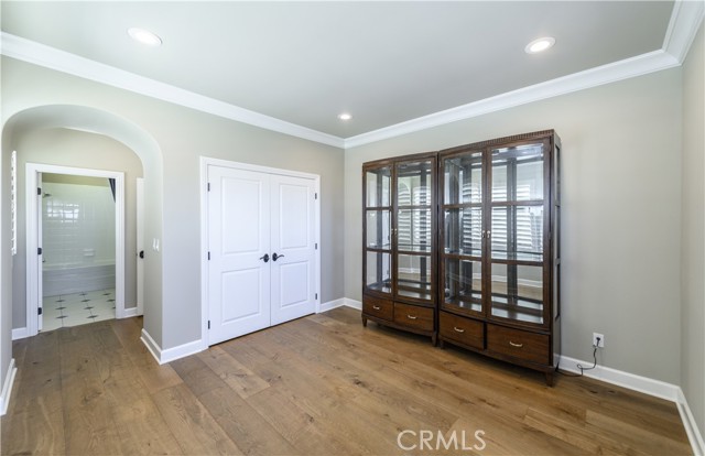 62 Heirloom, Irvine CA: https://media.crmls.org/medias/eeaefe90-c6ed-472b-94c8-657506b12e8d.jpg