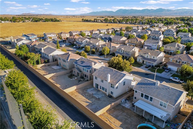 Detail Gallery Image 43 of 43 For 3107 San Luis Dr, Lancaster,  CA 93535 - 3 Beds | 3 Baths