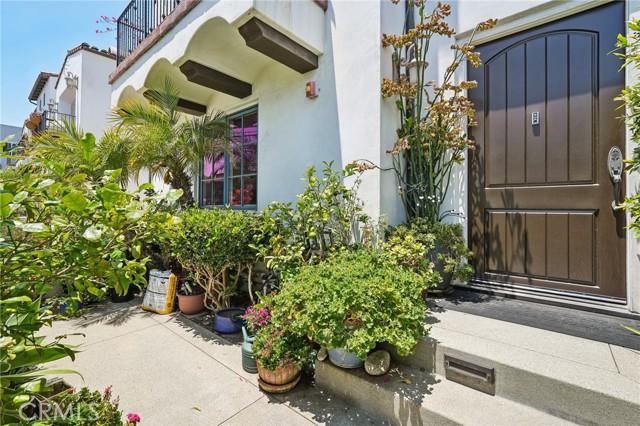 1623 Artesia Boulevard, Manhattan Beach, California 90266, 3 Bedrooms Bedrooms, ,2 BathroomsBathrooms,Residential,For Sale,Artesia,SB24124197