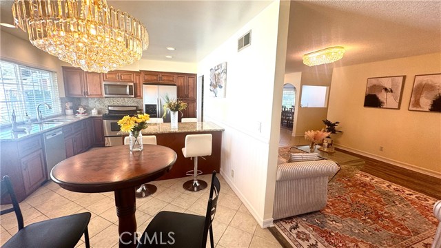 Detail Gallery Image 3 of 28 For 21249 Davan St, Diamond Bar,  CA 91789 - 3 Beds | 2 Baths