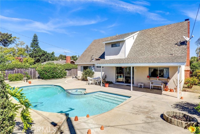 Front Image Thumbnail for CROC26073084