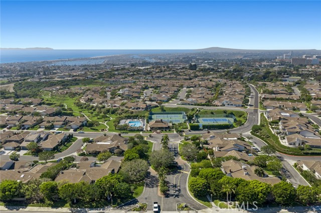 Detail Gallery Image 43 of 51 For 15 Curl Dr, Corona Del Mar,  CA 92625 - 3 Beds | 3 Baths