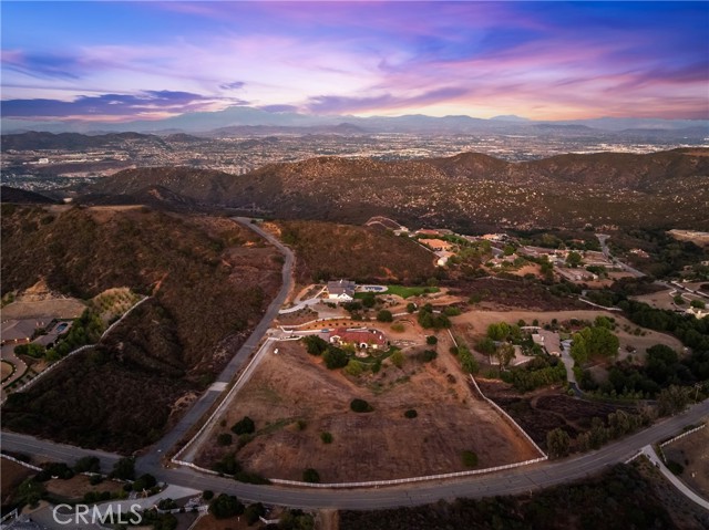 Detail Gallery Image 7 of 9 For 21977 Paseo Chico, Murrieta,  CA 92562 - 4 Beds | 3/1 Baths
