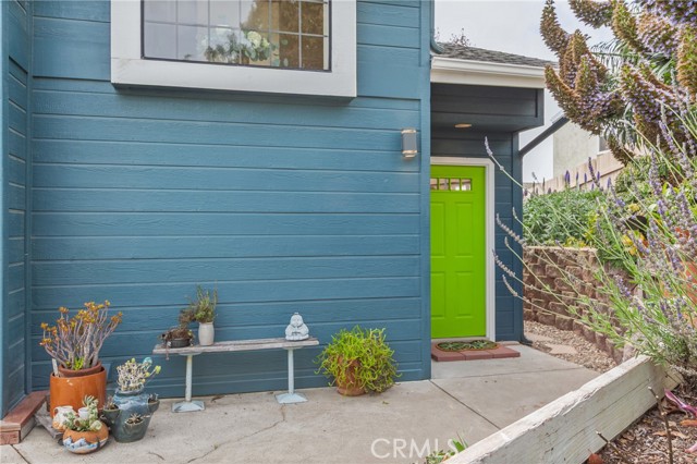 Detail Gallery Image 6 of 63 For 1223 7th, Los Osos,  CA 93402 - 3 Beds | 2/1 Baths