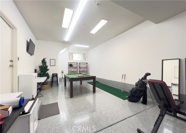 53 Gramercy, Irvine CA: https://media.crmls.org/medias/eeb328a1-0242-4992-af33-35aaeeb6537d.jpg