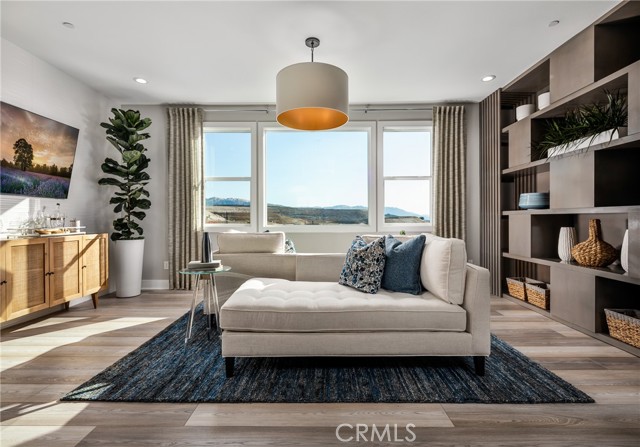 27518 Elderberry Drive, Valencia CA: https://media.crmls.org/medias/eeb3850a-aadc-4a16-a7ba-49522aab7224.jpg