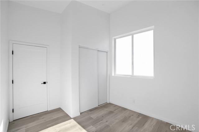 Detail Gallery Image 9 of 10 For 20538 Enadia Way, Winnetka,  CA 91306 - 4 Beds | 2 Baths