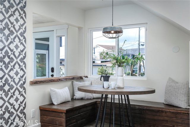 Detail Gallery Image 11 of 28 For 230 Chaney Ave, Cayucos,  CA 93430 - 3 Beds | 2 Baths