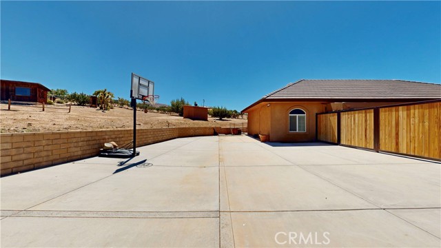 Detail Gallery Image 10 of 75 For Address Is Not Disclosed, Apple Valley,  CA 92308 - 5 Beds | 3/1 Baths