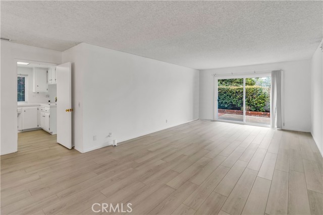 Detail Gallery Image 9 of 64 For 25396 Shawnee, Lake Forest,  CA 92630 - 4 Beds | 2/1 Baths