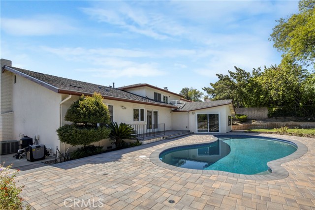 Detail Gallery Image 29 of 31 For 19101 Kingsbury, Porter Ranch,  CA 91326 - 5 Beds | 4 Baths