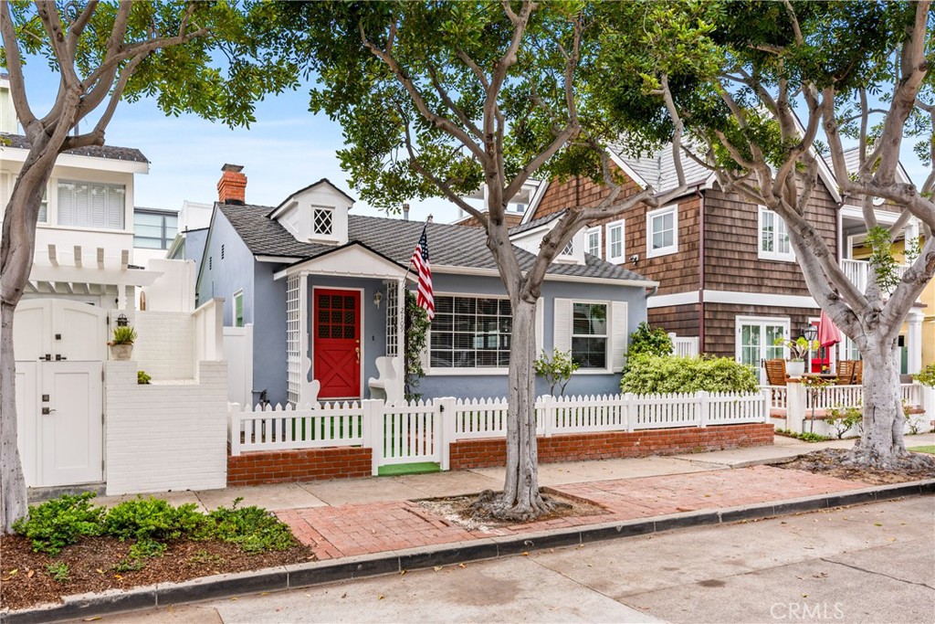 Eeb553c5 8d0e 4e02 8e4f 83cb6a3d4545